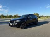 BMW X3 M COMPETITION M COMPETITION - schwarze BMW X3 M