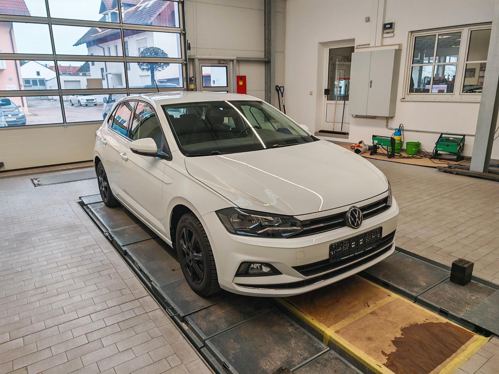 Volkswagen Polo VI Highline