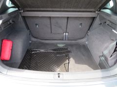 VW Tiguan 2.0 TDI R-Line 4M Matrix Nav Ahk Sport-Pa VW Tiguan 2.0 TDI R-Line 4M Matrix Nav Ahk Sport-Pa