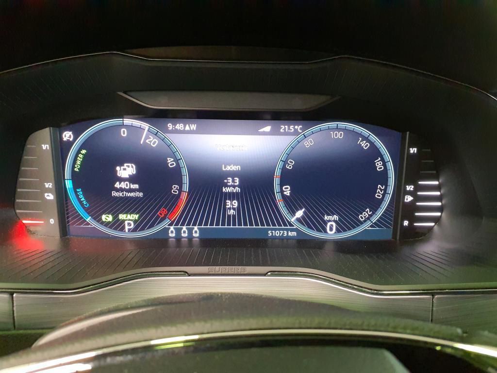Skoda Superb iV Combi Ambition 1.4 TSI 160kW AHK*Pano