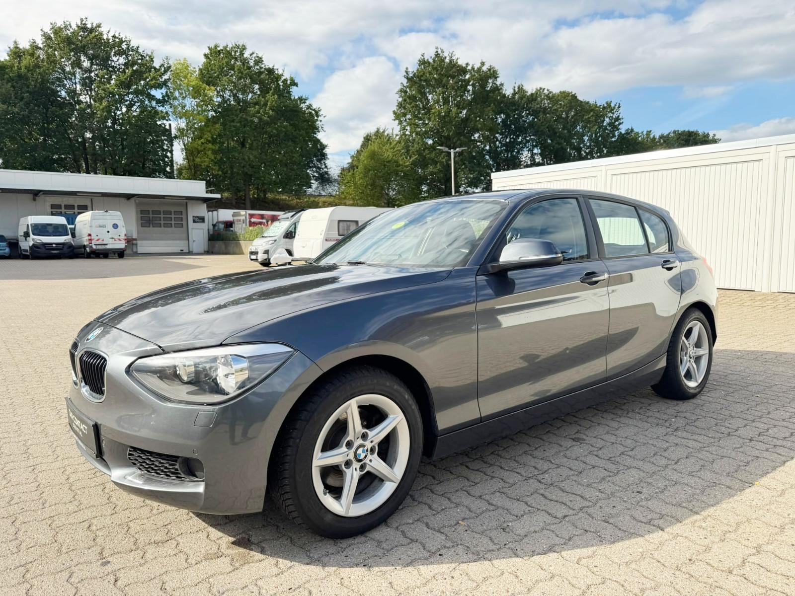 BMW 118i Automatik*Tempomat*SHZ*AHK*SERVICE NEU*