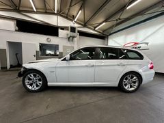 BMW 318 i Navi Leder PDC SHZ Panorama