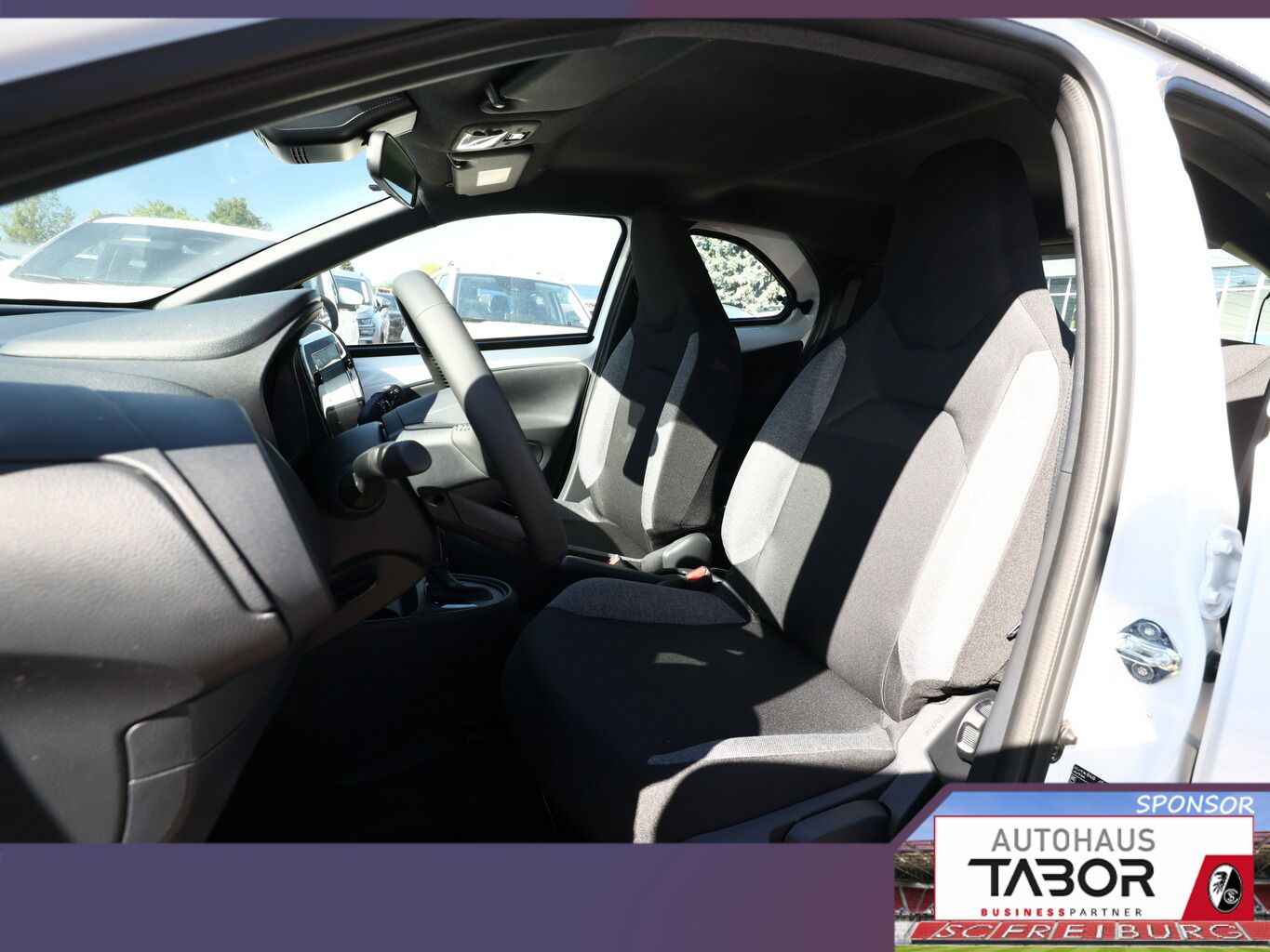 Toyota Aygo (X) - Bild 12