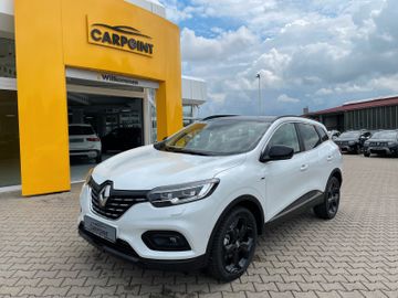 Ein Renault Kadjar Kadjar Black Edition TCe 160 Navi Glasdach im Leasing