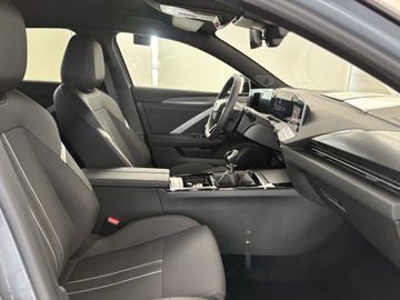 Fotografie 5 des Opel Astra 1.2 Turbo GS