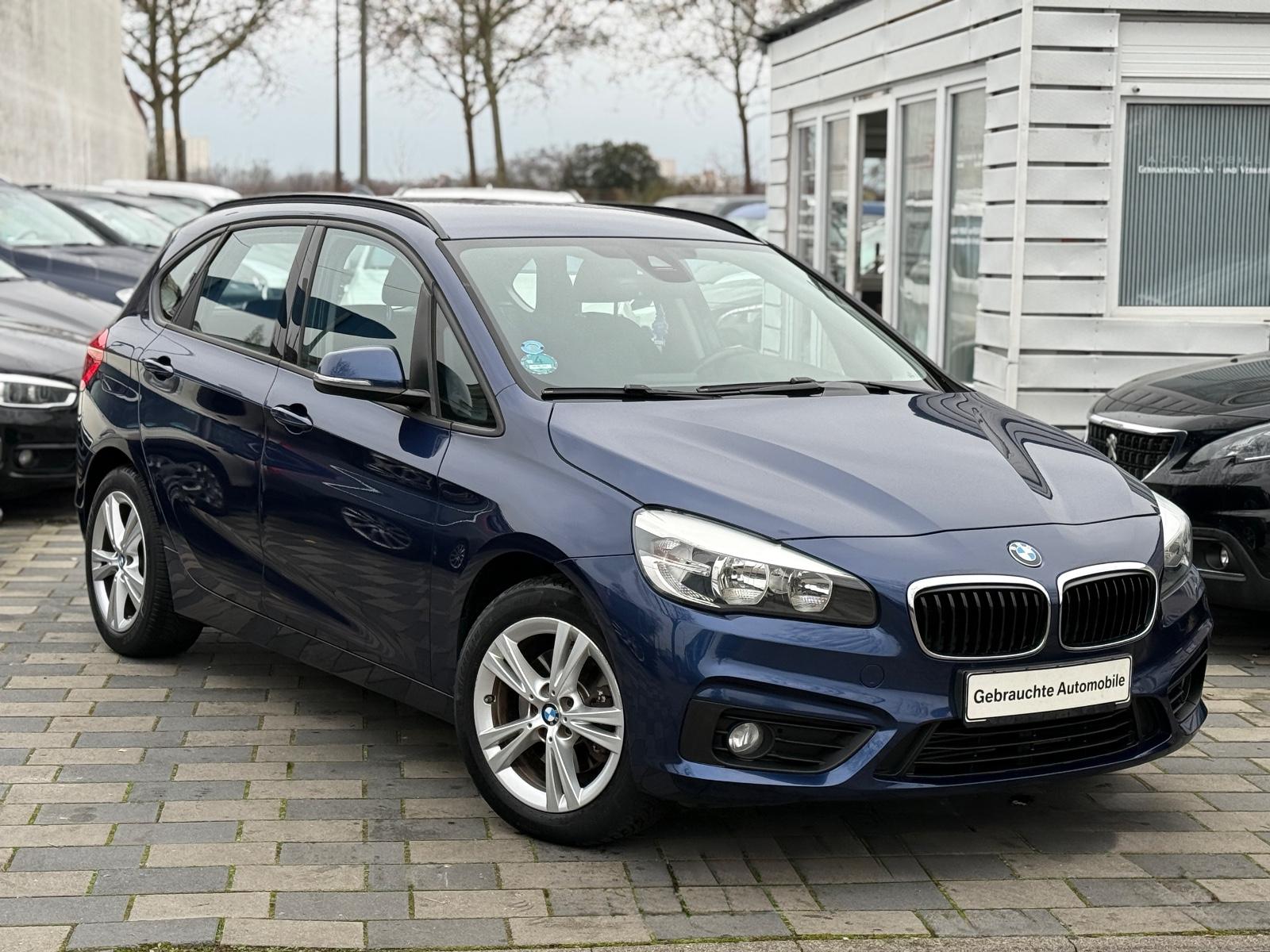 BMW 218 Active Tourer LED Klima PDC Wenig KM!