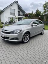 Opel Astra Gtc 1.6 KEYLESS GO - Opel Astra aus 2007: Gtc