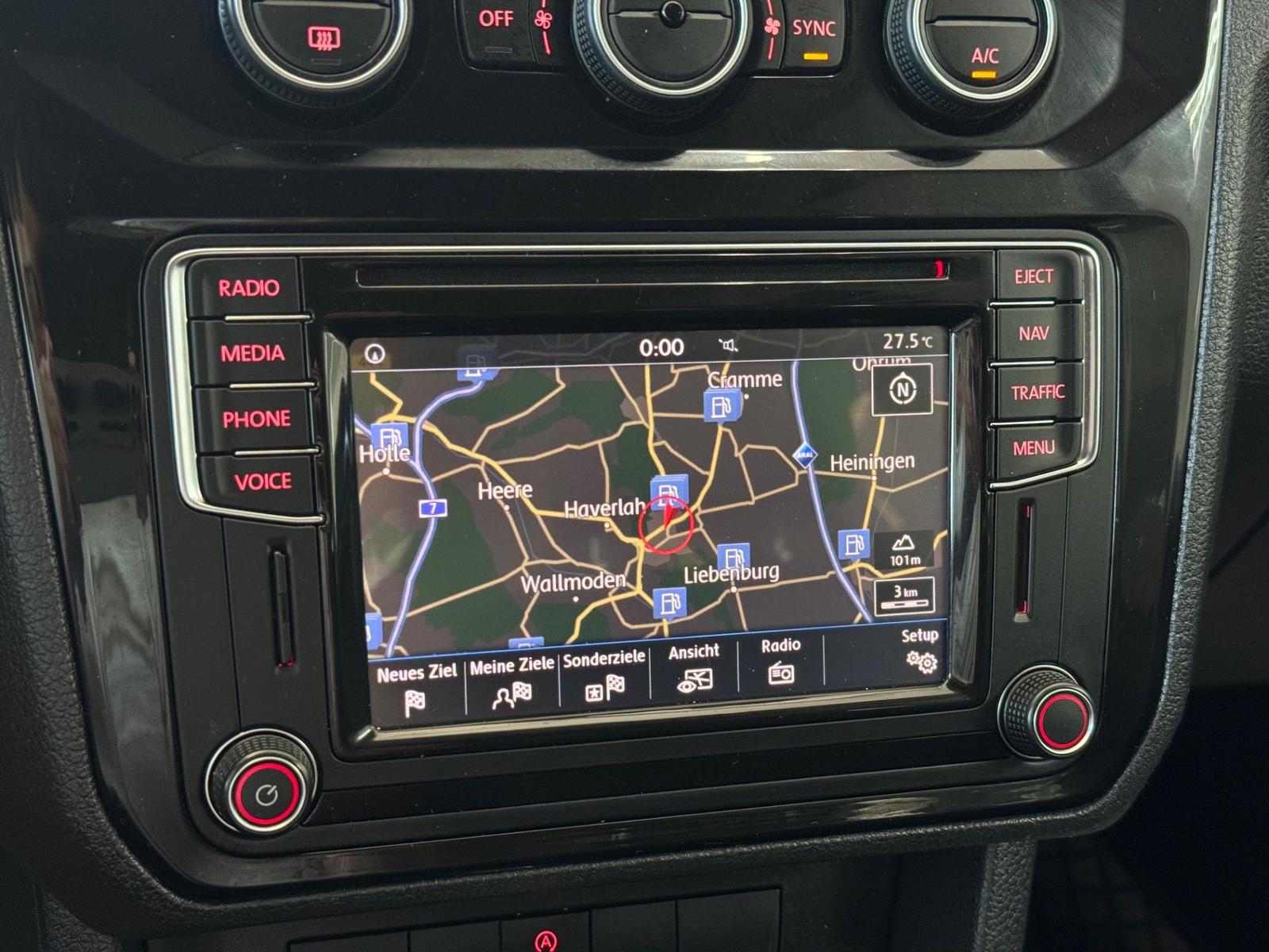 Volkswagen Caddy Maxi DSG Highline Rollstuhlgerecht-Rampe