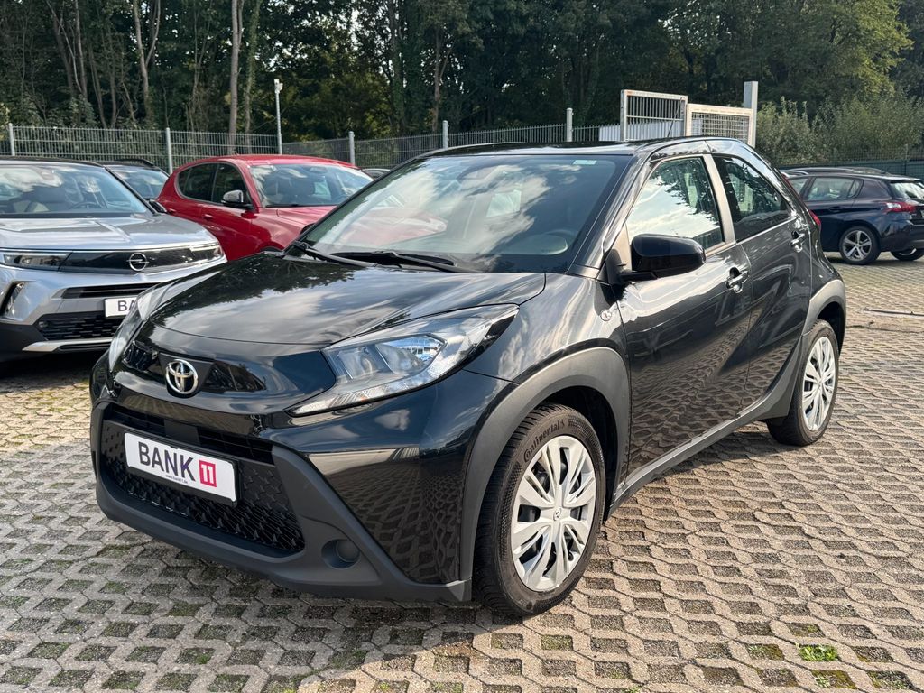 Image of Toyota Aygo (X)