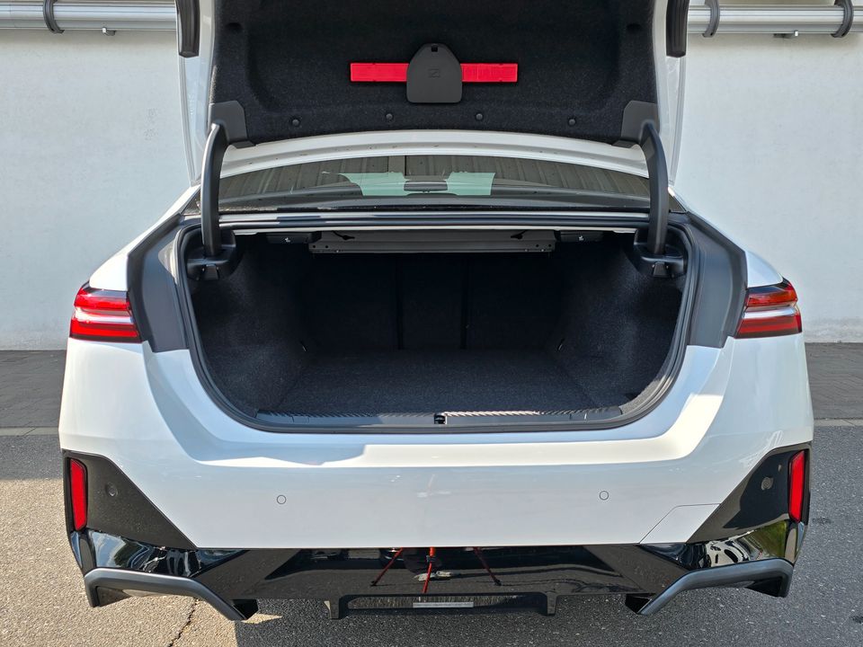BMW i5 - Bild 25