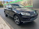 Volkswagen Touareg 3.0 V6 TDI Executive Edition  SCR Tiptr. - Volkswagen Touareg: Executive Edition