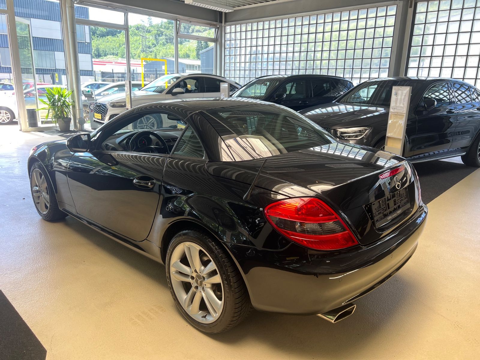 Fahrzeugabbildung Mercedes-Benz SLK 200 Roadster Kompressor*Vollleder