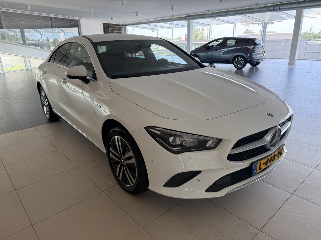 Mercedes-Benz CLA-klasse 250 e Business Solution Luxury Limite imagem 2