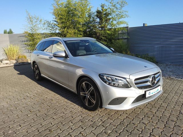 Mercedes-Benz C 220 d T Avantgarde Distronic Standh Comand Kam