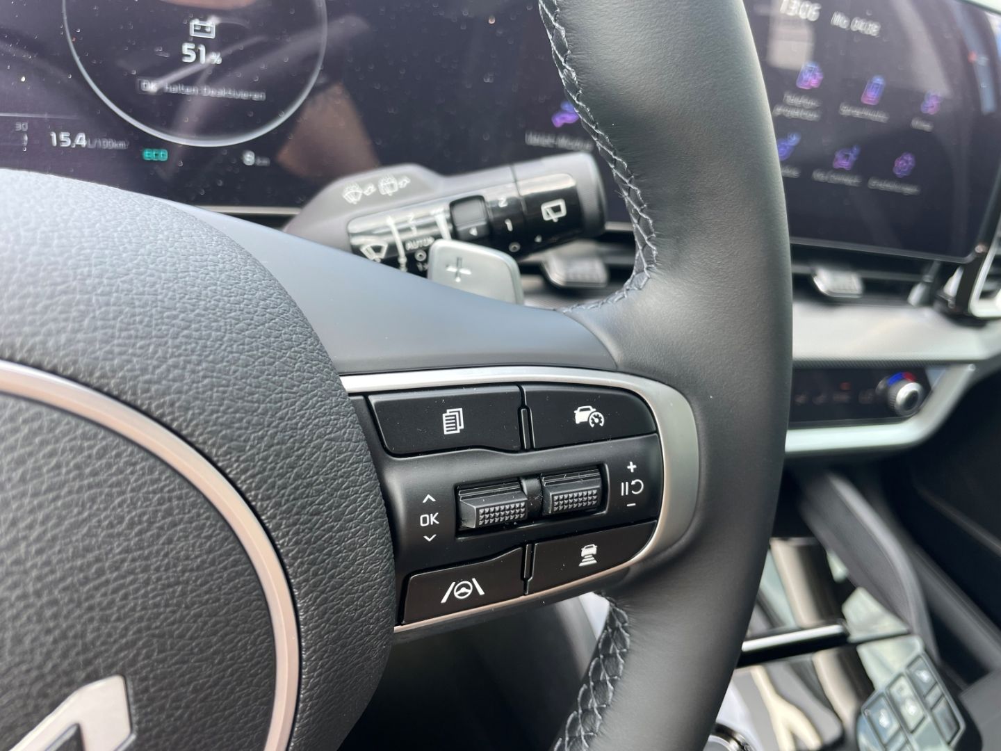 Fahrzeugabbildung Kia Sportage Ultimate Mild-Hybrid LED Kamera Lichtas