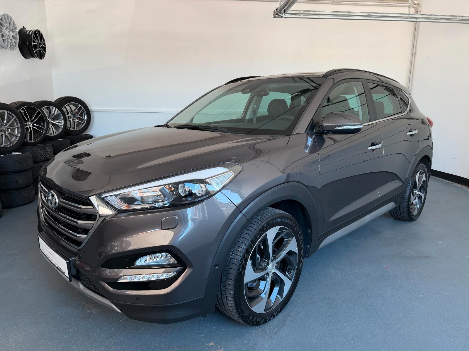 Hyundai Tucson Premium 4WD/PANO/SHZ/LHZ/RFK/NAVI/1.Hand