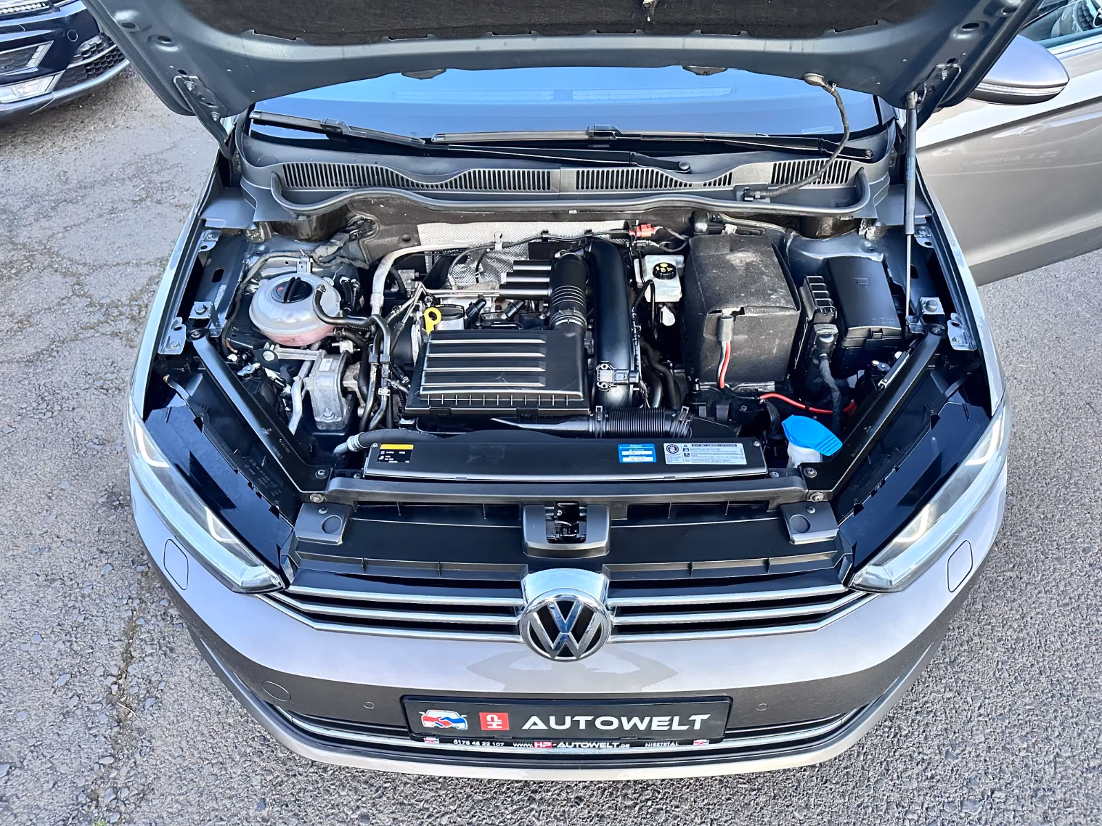 Volkswagen Golf Sportsvan VII 125PS Highline SitzHz AHK PDC