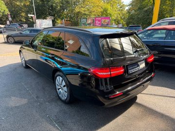 Mercedes E 200 - 6