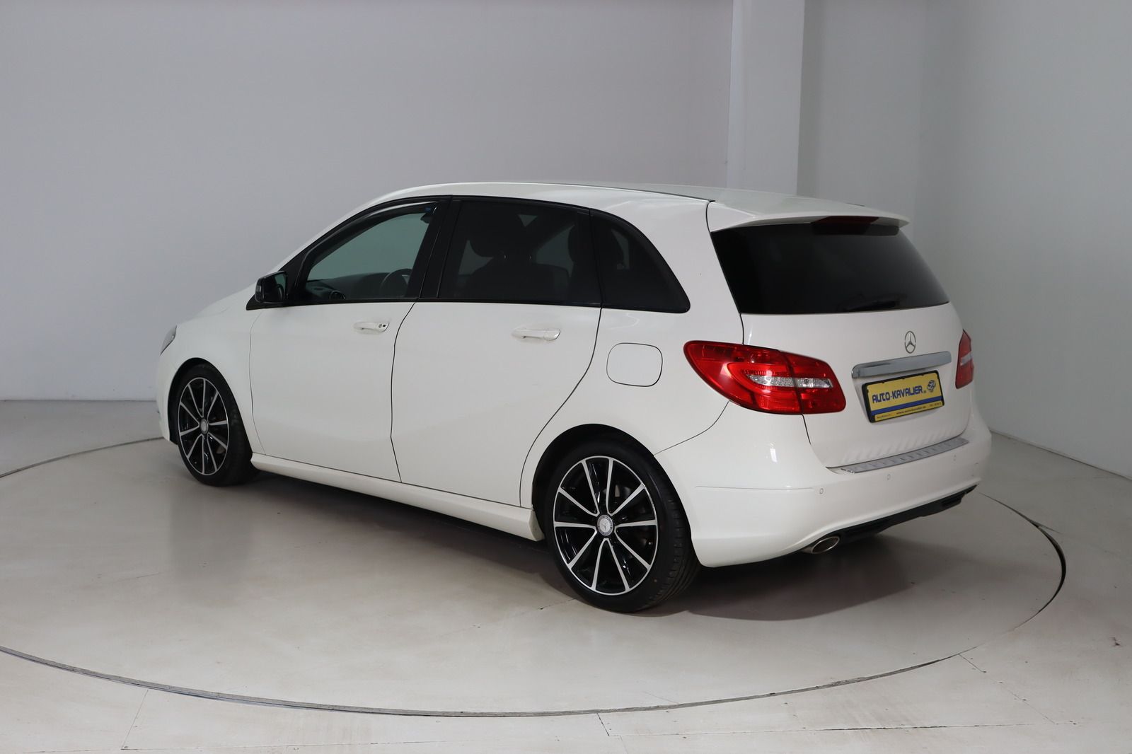 Fahrzeugabbildung Mercedes-Benz B 200 CDI BlueEFFICIENCY * DIS * ILS * Leder *
