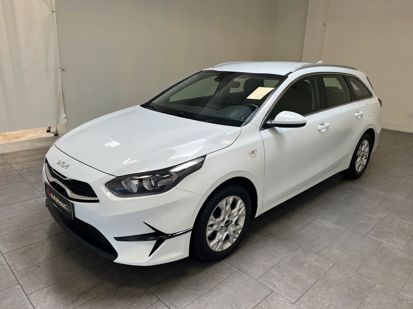 Kia Ceed 1.6 CRDi Vision|Navi|CAM|Lenkrhzg. imagem 3