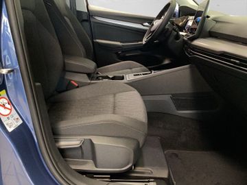 Volkswagen Golf - 4