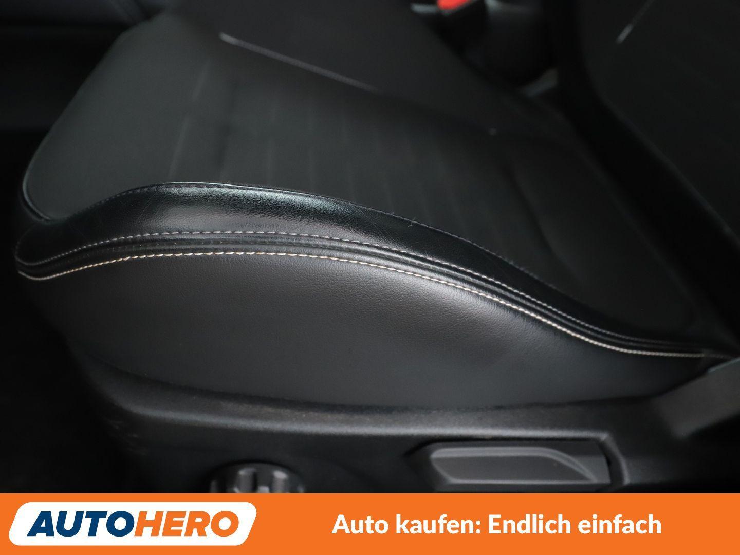Ford Focus 2.0 TDCi EcoBlue ST*NAVI*LED*ACC*SPUR*PDC*