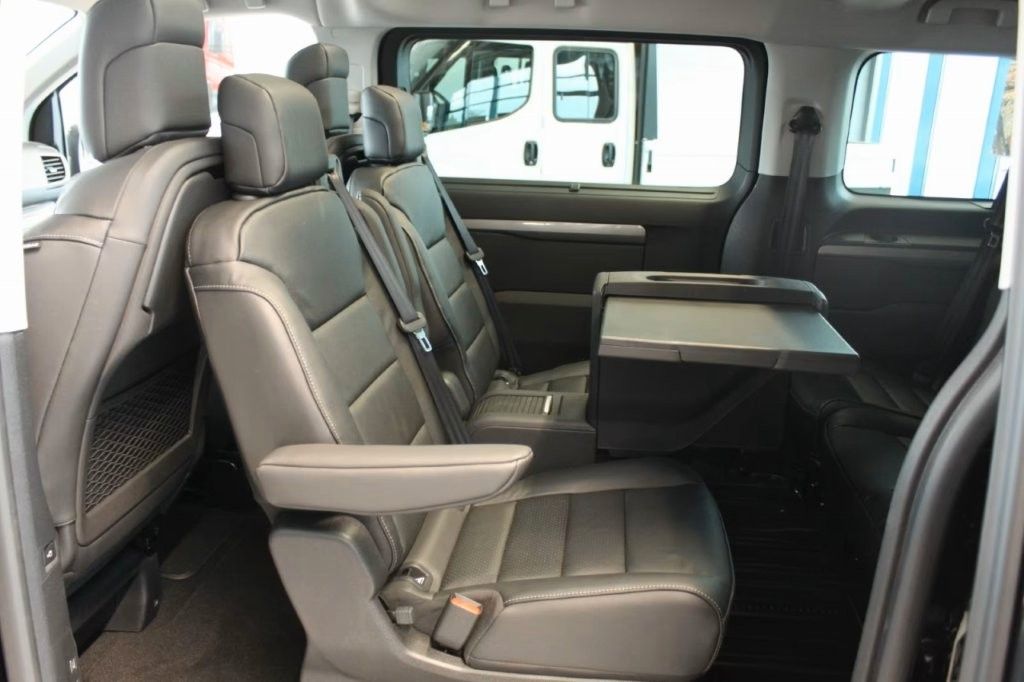 Fahrzeugabbildung Fiat Ulysse 180 Top L3 Panoramadach/Leder