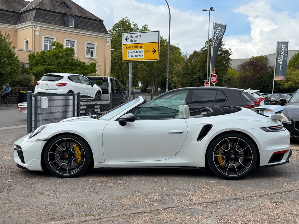PORSCHE 911 2022