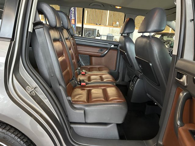 Volkswagen Touran Highline *AHK*Xenon*DAB*Klima*Navi*Kamera