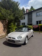 MGF 1.8i -MGF 1999 | deutsches Fahrzeug | lücken - MG MGF aus 1999