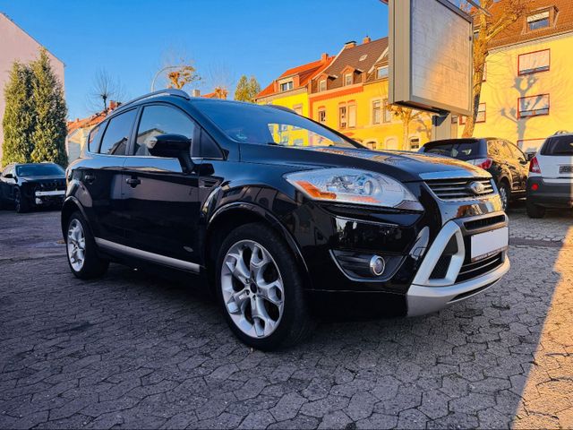 Ford Kuga 2.0 TDCi Titanium Navi Bi-Xenon Pano SH AHK