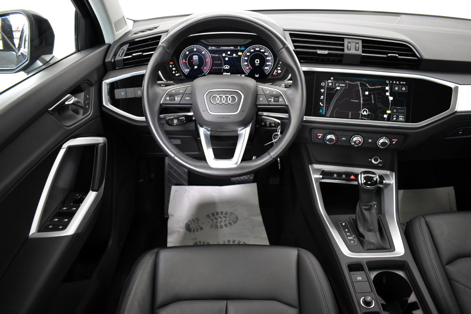 Fahrzeugabbildung Audi Q3 35 TDI S line Leder,Navi,LED,PDC,Kamera 360°