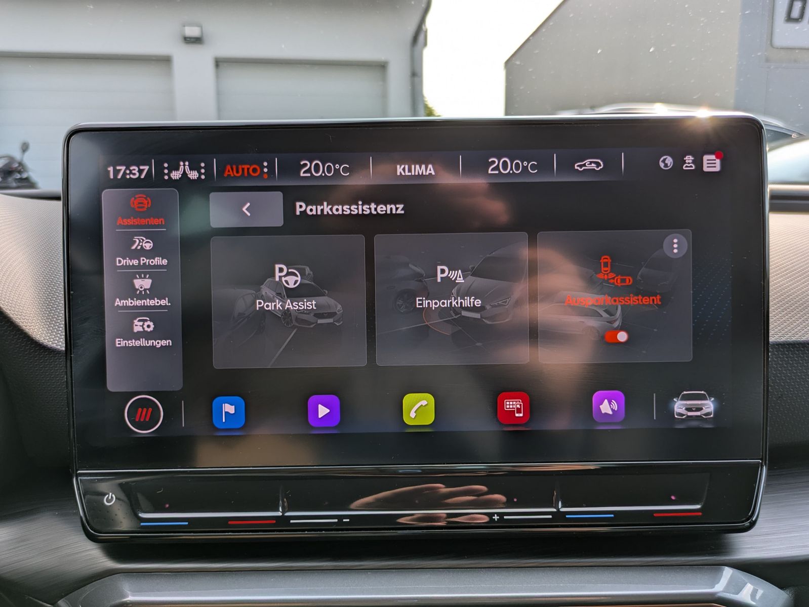 Fahrzeugabbildung CUPRA Leon 1.5 eTSI DSG MATRIX-LED*ACC*AHK*KAMERA*18"