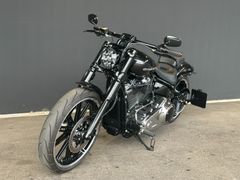 HARLEY DAVIDSON Softail Breakout 107 mit JEKILL & HYDE KLAPPE