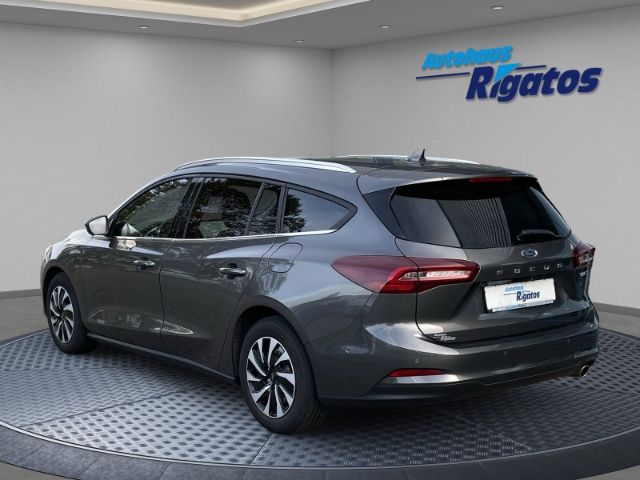 Fahrzeugabbildung Ford Focus 1.0 EcoBoost Mild-Hybrid Titanium X Autom.