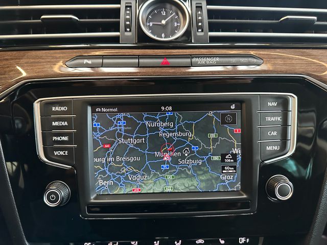 Volkswagen Passat *AHK*SZHZ*PANO*ACC*NAVI*