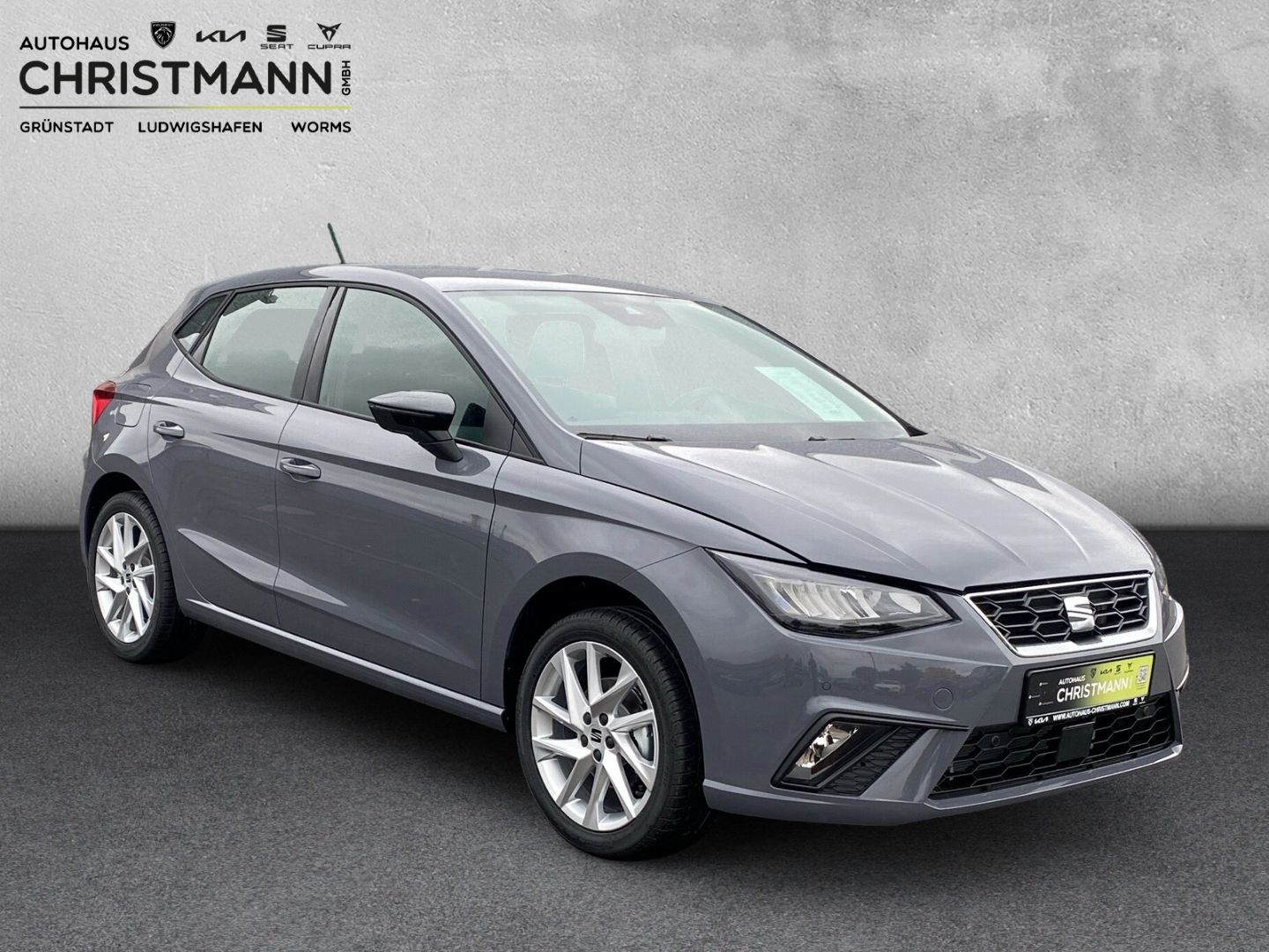 Fahrzeugabbildung SEAT Ibiza FR Navi Digitales Cockpit LED Apple CarPla