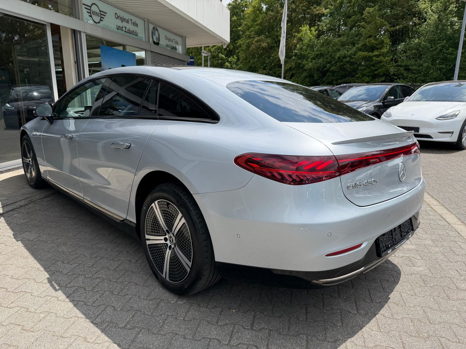 Fahrzeugabbildung Mercedes-Benz EQS  450+ AIRMAT+PANO+LED+SHZ+MEMO+ACC+WP+360°+
