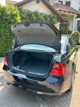 BMW 320d schwarz (163 PS) - BMW 320 aus 2006: 320d