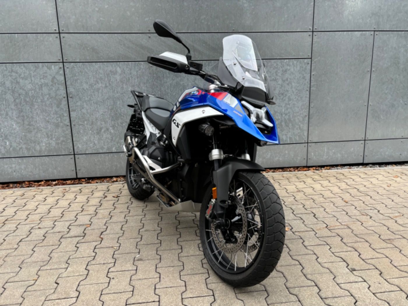 Fahrzeugabbildung BMW R 1300 GS Trophy 4 Pakete Fahrzeughöhenregelung