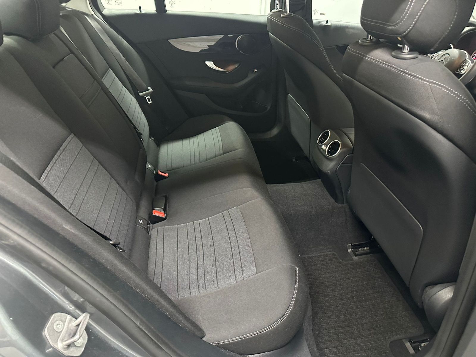 Fahrzeugabbildung Mercedes-Benz C 200 d LIMO*SH*NAVI*TEMPO*KLIMA*LED*