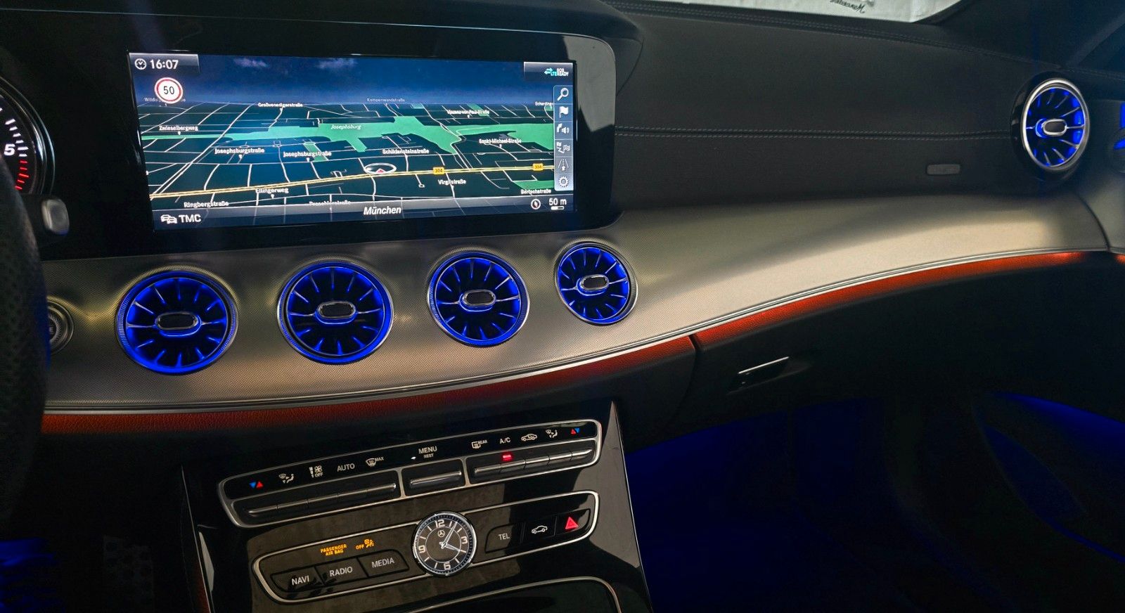Mercedes-Benz E 300d Coupe AMG PANO HUD BURMESTER 360KAM DAB foto 10
