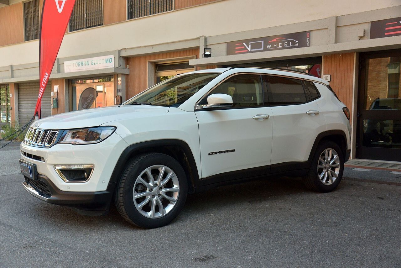 Jeep Compass 1.3 GSE Limited 150CV automatica imagem 2