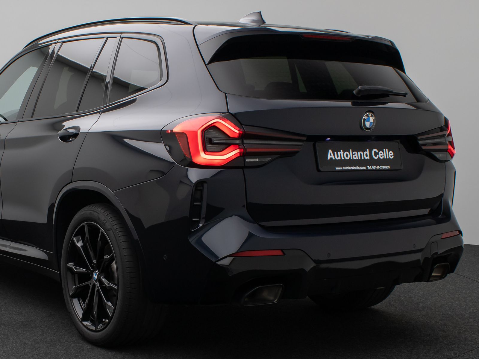 Fahrzeugabbildung BMW X3 xD20d M Sport Panorama Kamera Laser HUD HiFi