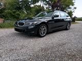BMW 318i Touring