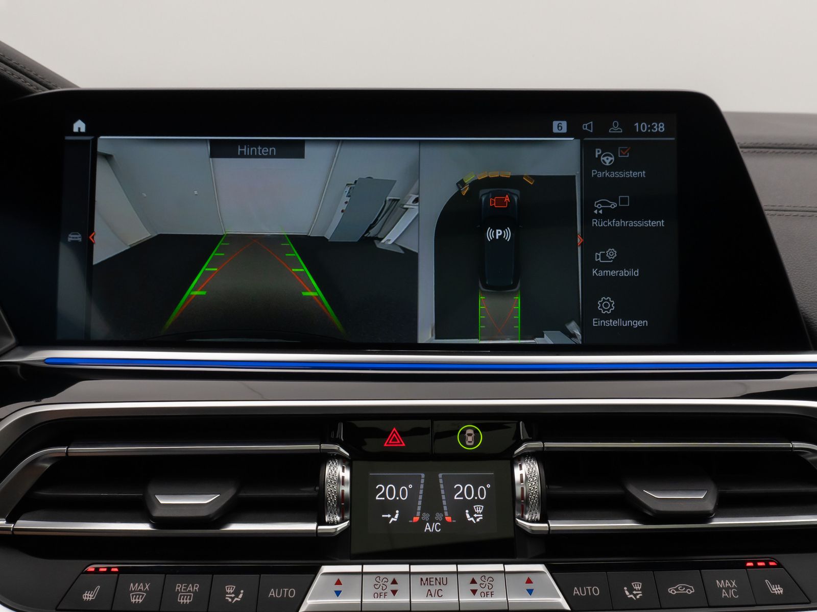 Fahrzeugabbildung BMW X5 xD40d M Sport Panorama 360° HUD DAB HiFi AHK