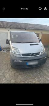 Opel Vivaro BJ 2004 Anlasser defekt - gebrauchte Opel Vivaro aus dem Jahr 2004