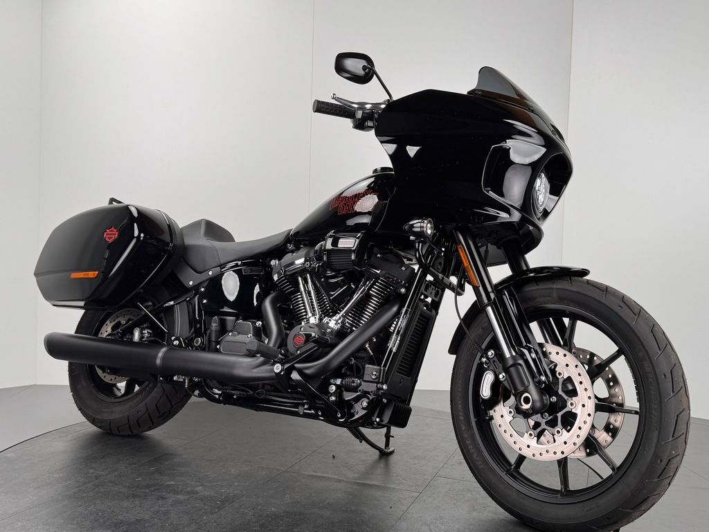 Fahrzeugabbildung Harley-Davidson LOW RIDER ST FXLRST