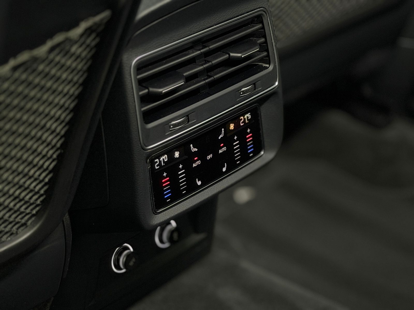 Fahrzeugabbildung Audi Q8 50 TDI quattro |MATRIX|AHK|LUFT