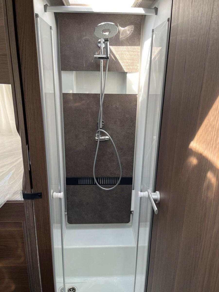Fahrzeugabbildung Adria Coral Supreme 670 SL RFK,LED,ALDE, Messe Aktion